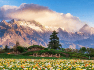 Los vuelos en helicóptero dinamizan el mercado turístico de la ciudad china de Lijiang